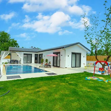 Fethiye Seydikemer Masal Кемер